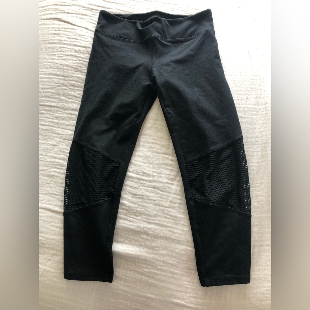LA Sport leggings with mesh detail